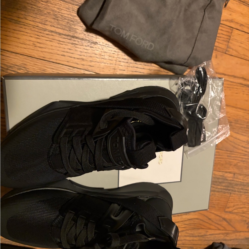 Tom Ford Black mesh Jago sneaker NIB size 9 - Picture 5 of 5